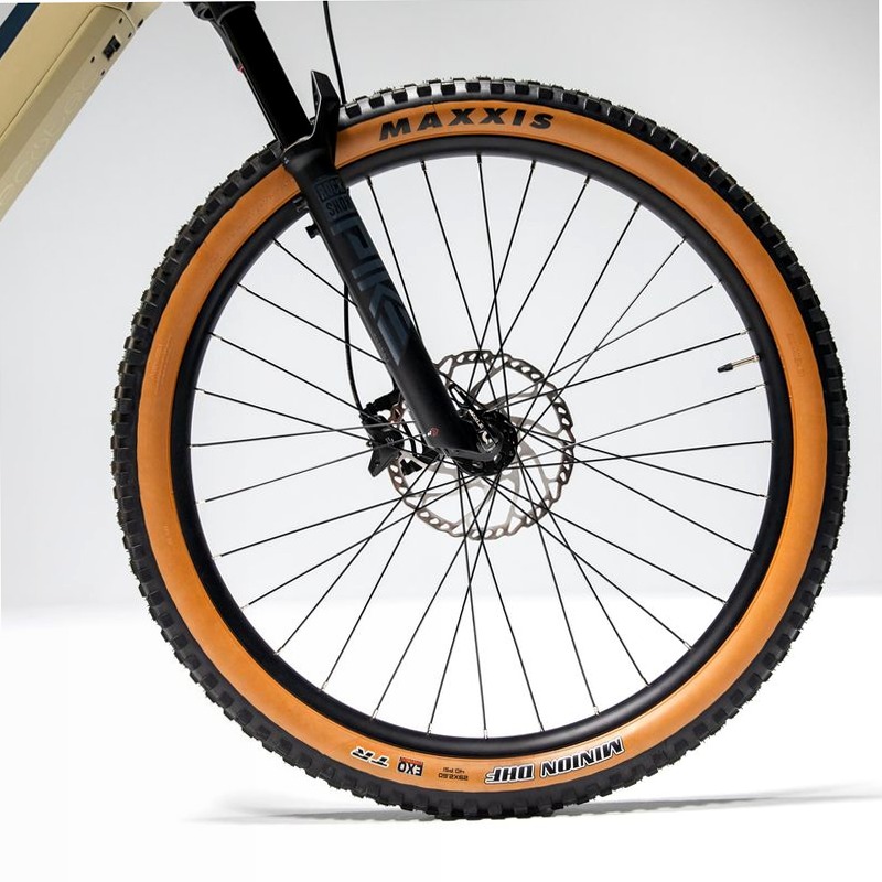 TR AtlasPro Carbon