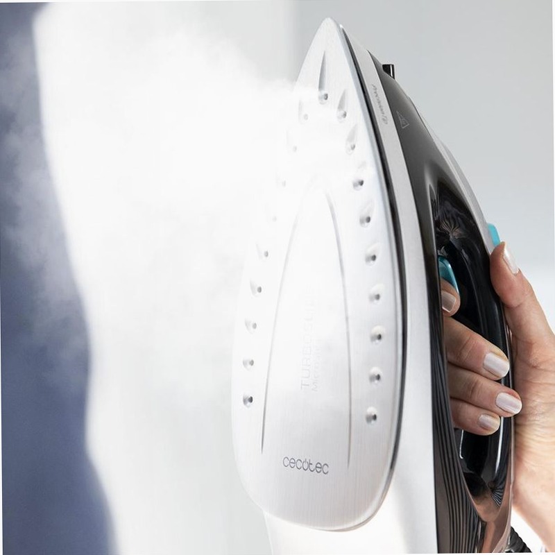 Total Iron 7000 SteamPro 2400w