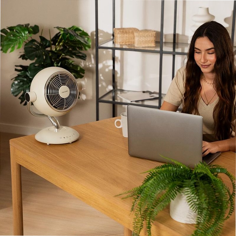 EnergySilence 960 Cyclone Desk Eve