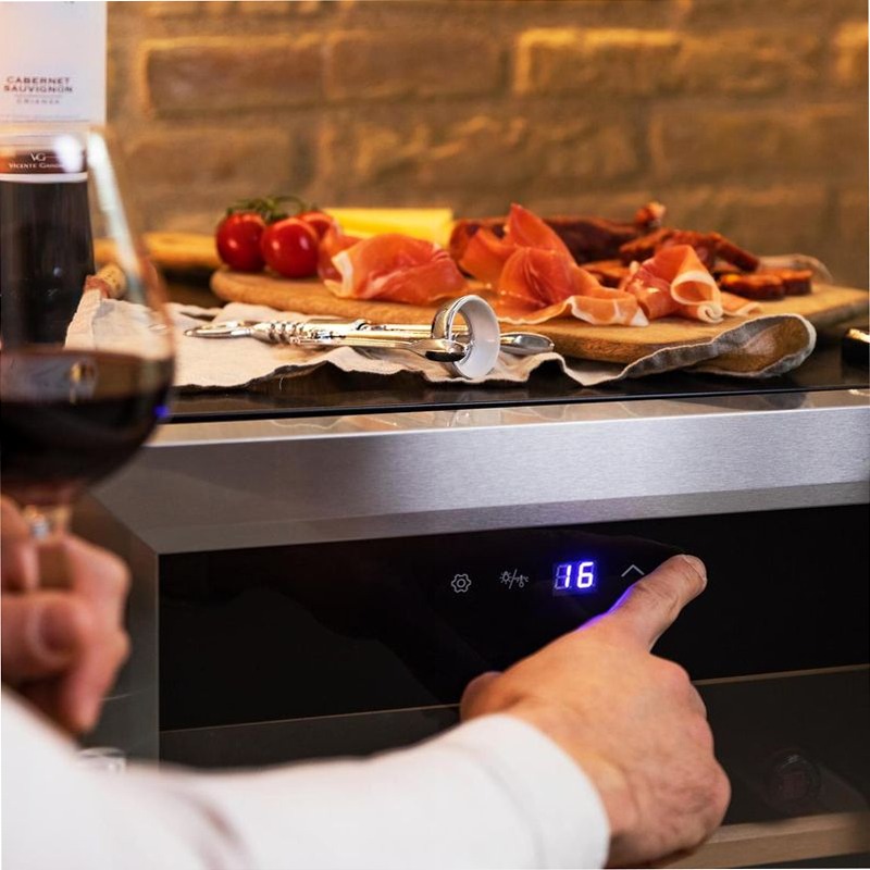 Bolero GrandSommelier 2050 Inox Compressor