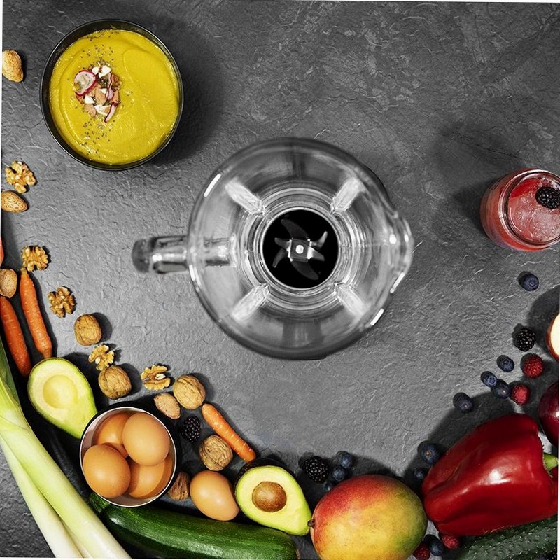 Power Black Titanium 1800 Smart Nero caraffa