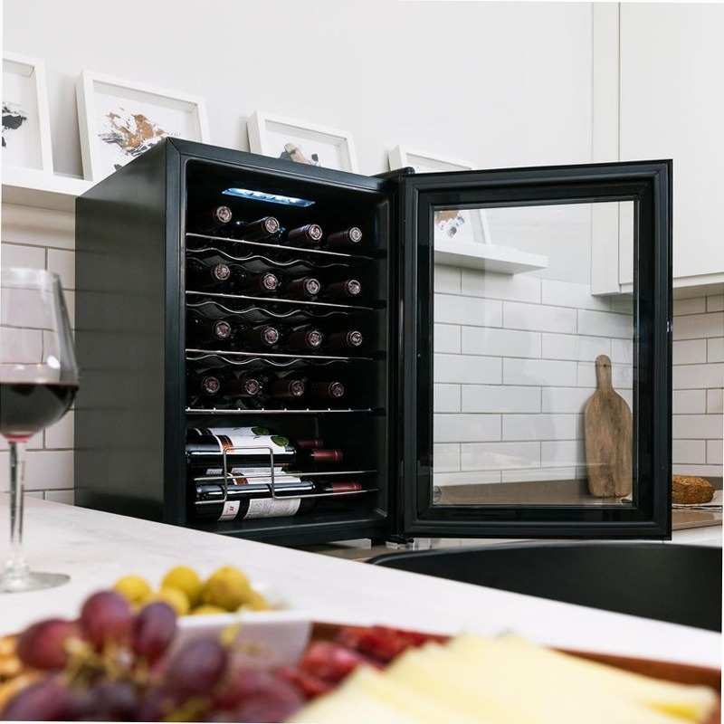 Bolero GrandSommelier 2050 Black Compressor