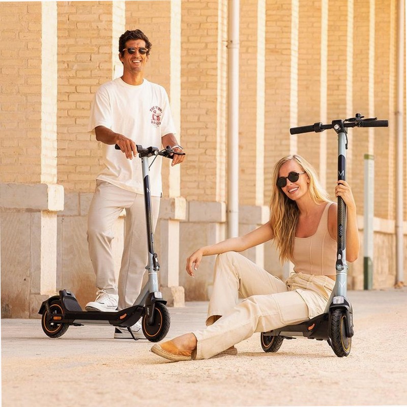 Bongo Serie M20 Scooter Elettrico