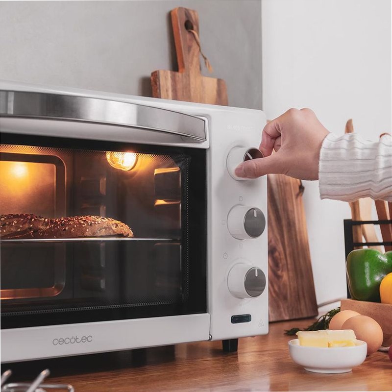 Bake&Toast 2400 White