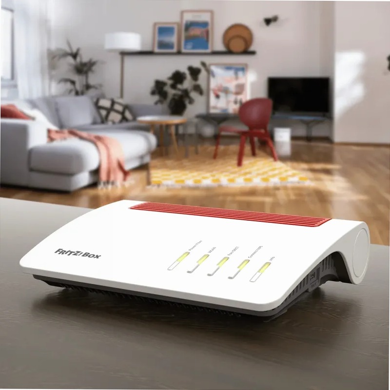 FRITZ!Box 5590 Fiber - Velocità e Smart Home 6 3.6 fibra ottica