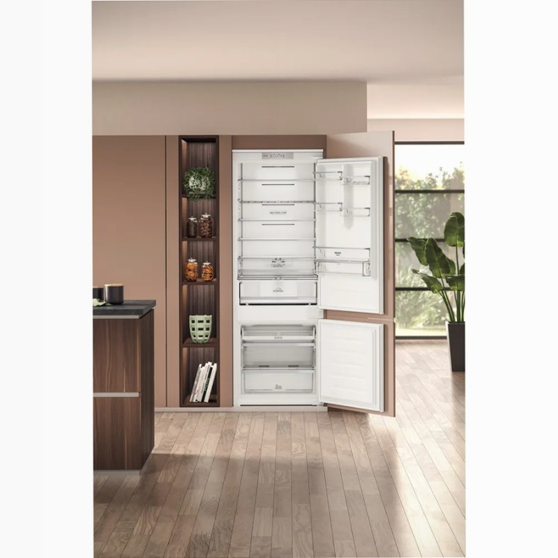 Frigorifero combinato Hotpoint Ariston HA SP70 T132 99lt Incasso