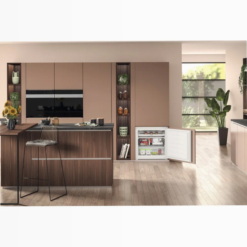 Frigorifero combinato Hotpoint Ariston HA SP70 T132 99lt Incasso