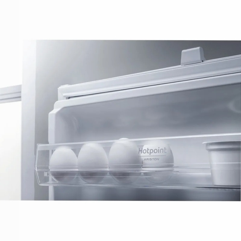 Frigorifero combinato Hotpoint Ariston BCB 7030 E C O31 79lt Incasso