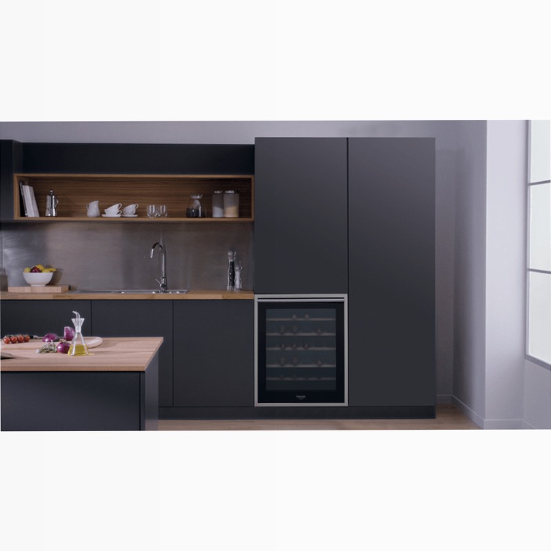 Cantinetta vino Hotpoint Ariston