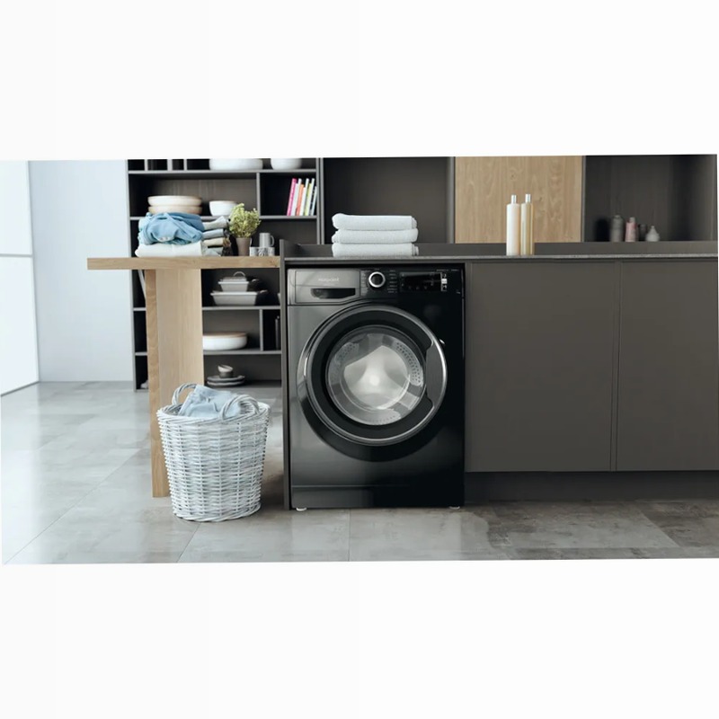 Lavatrice nera Hotpoint Ariston NBT 116 BLACK IT Nero Libera