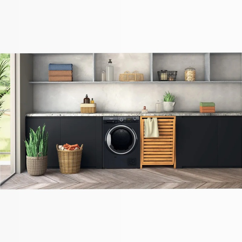 Asciugatrice nera Hotpoint Ariston NTS M11 A Nero