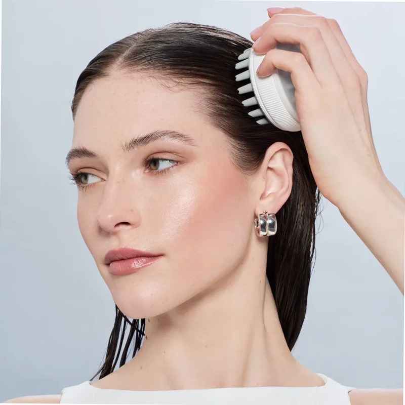 Spazzola Scalp Care: Massaggio e Esfoliazione