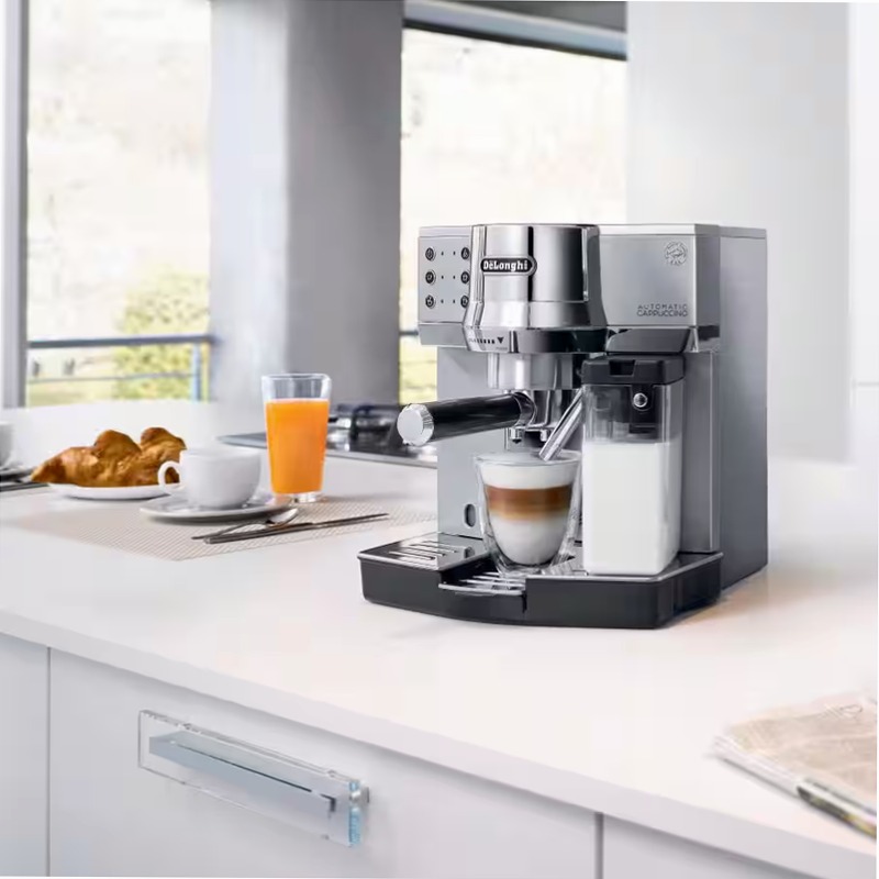 Macchina da caffè espresso EC850.M 15bar
