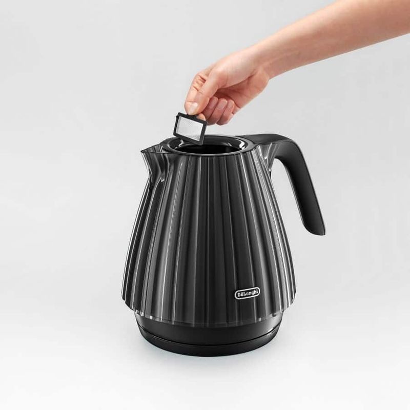 Bollerino Ballerina KBD2001.BK - De'Longhi Nero