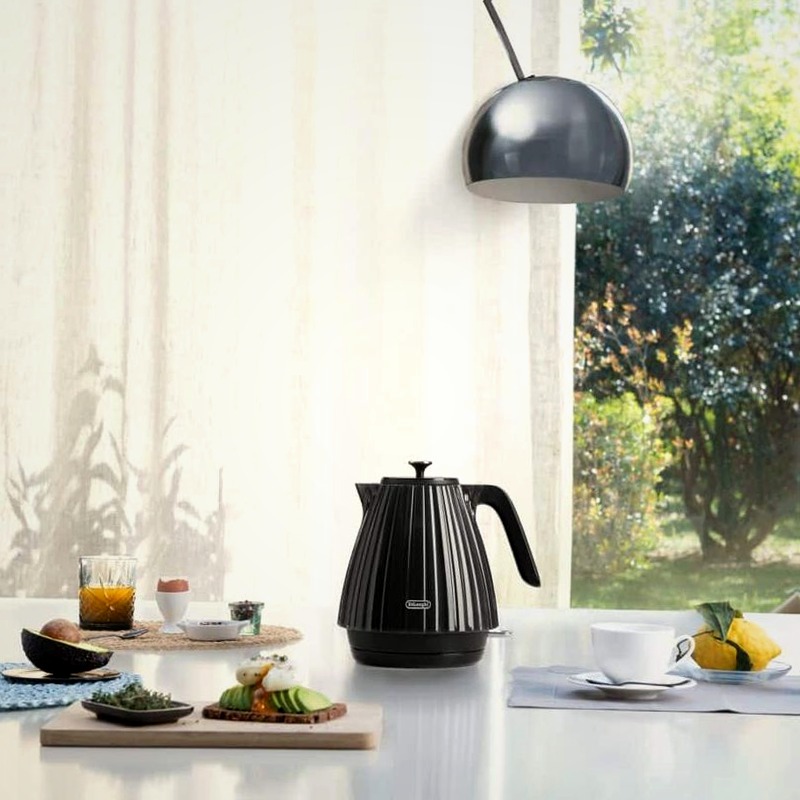 Bollerino Ballerina KBD2001.BK - De'Longhi Nero