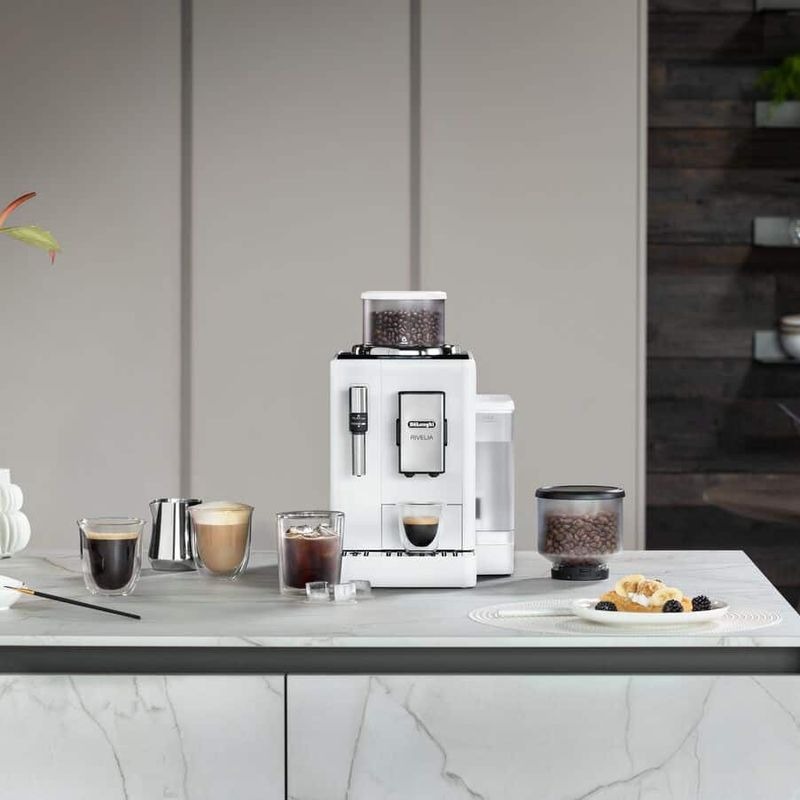 Macchina da caffè automatica Rivelia EXAM440.35.W