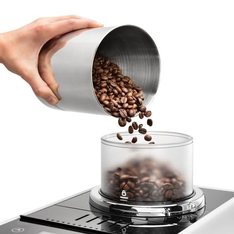 Macchina automatica per caffè Rivelia EXAM440.55.W Bianco 19bar Chicchi