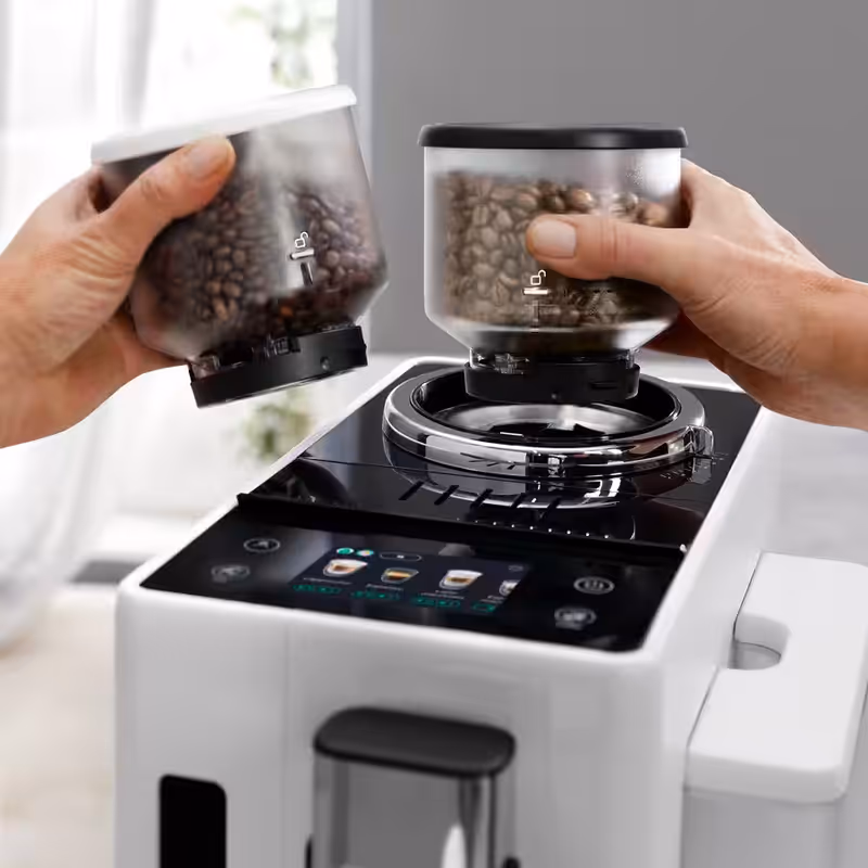 Macchina automatica per caffè in chicchi Rivelia EXAM440.55.W