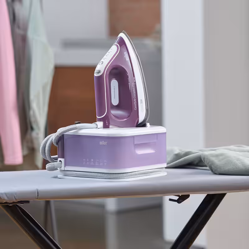 Braun CareStyle Compact Pro Ferro da stiro IS2577 Violet