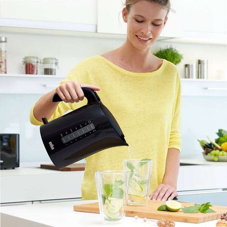 PurEase Water Kettle WK 3100 BK - Design e Funzionalità Nero elettrico