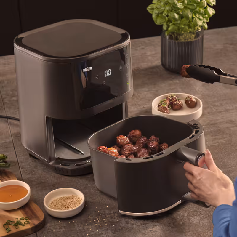 MultiFry 3 Air fryer HF 3030 Black