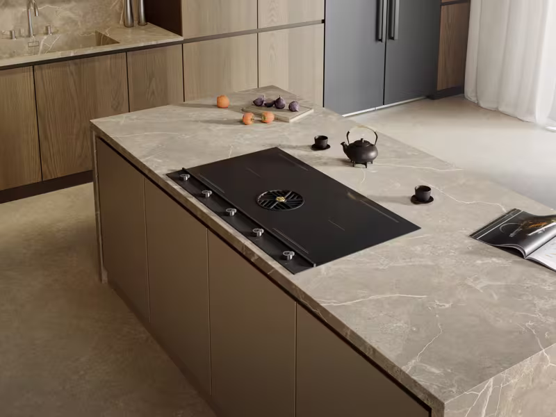 Piano Induzione 90 cm con Manopole e Cappa Centrale A 4