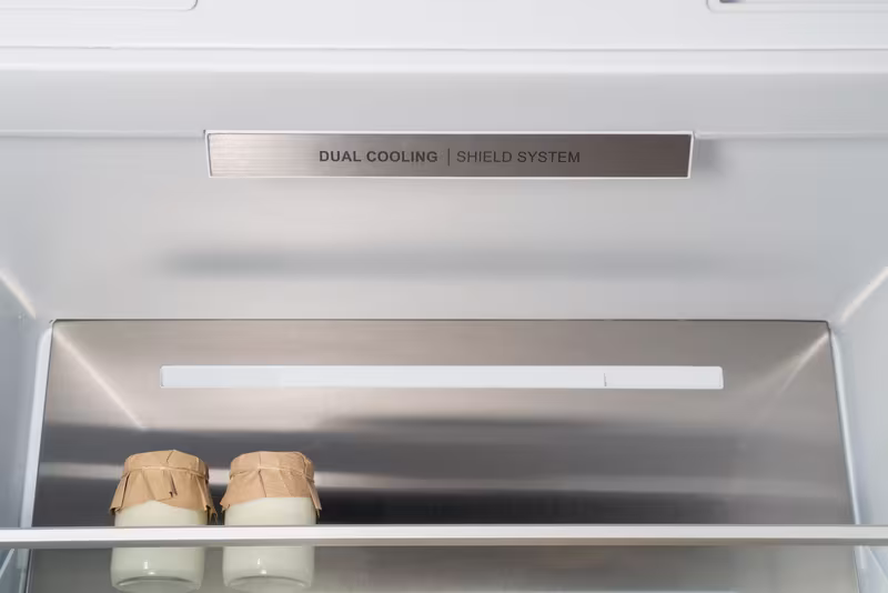 Colonna frigorifero 75cm con dispenser 470lt Incasso