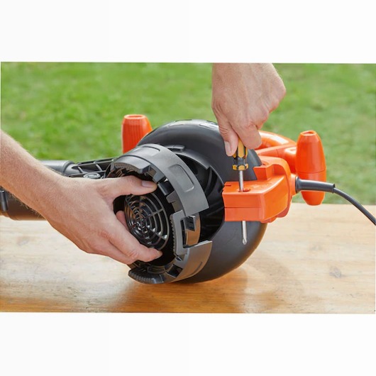 Soffiatore/Aspiratore/Trituratore a filo 2600 W