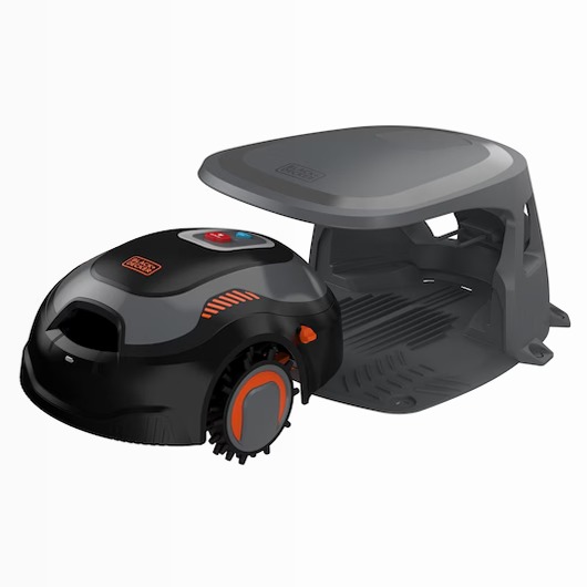 Robot rasaerba con sistema automatico di pulitura