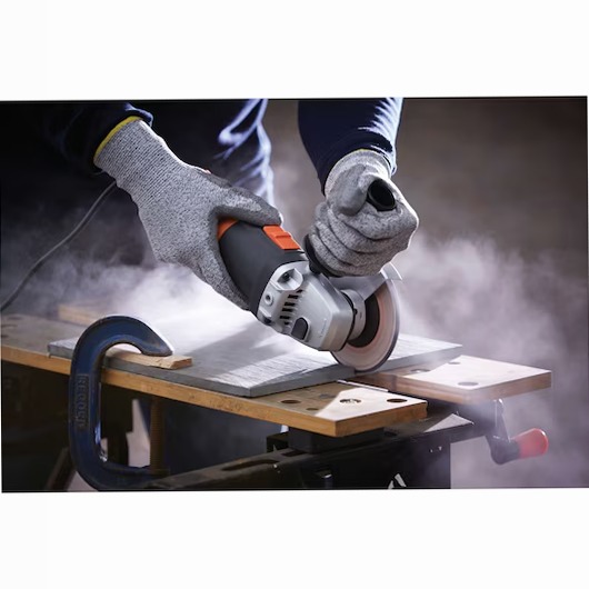 Smerigliatrice angolare BLACK+DECKER