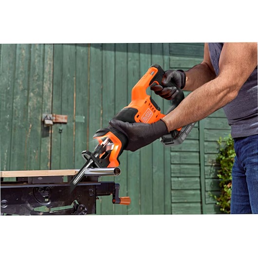 Sega Universale 18V Brushless - Black+Decker