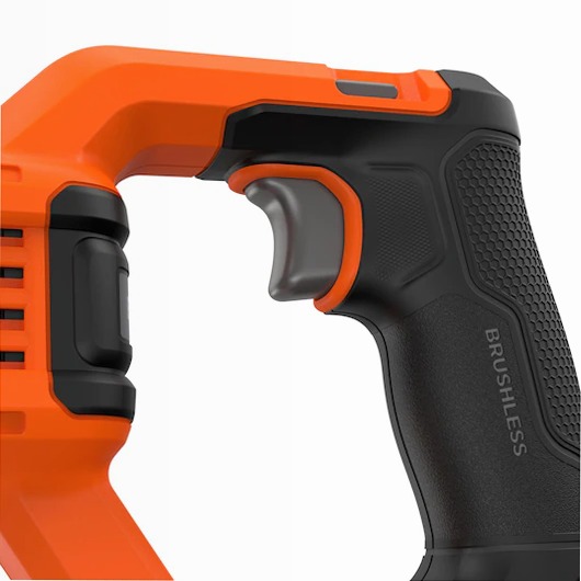 Sega Universale 18V Brushless - Black+Decker
