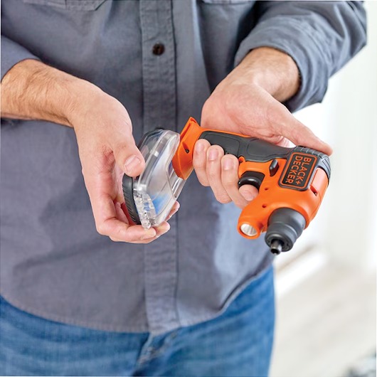 Svitavvita 3.6V Litio con base portainserti e torcia integrata