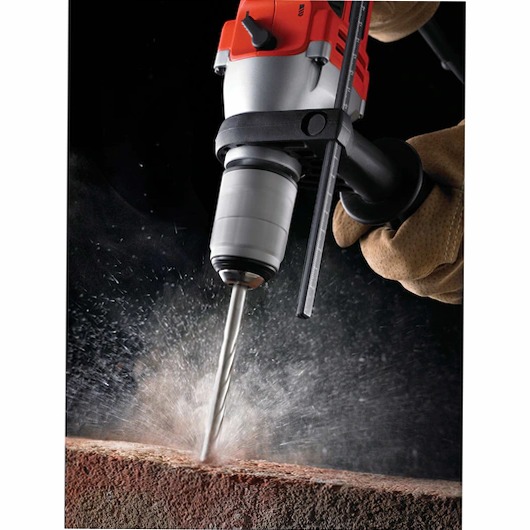 Trapano a percussione 750W BLACK+DECKER