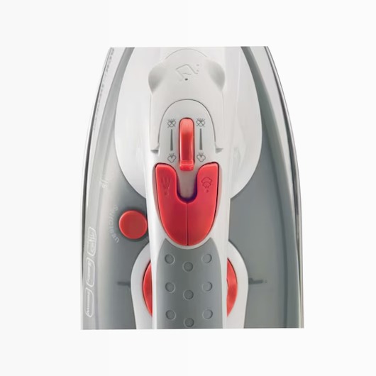 Ferro da stiro a vapore Black+Decker 2000w