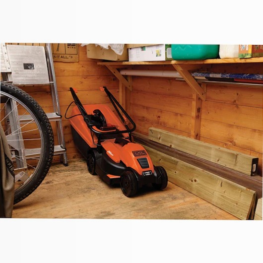 Rasaerba elettrico 1200W, larghezza taglio 32cm