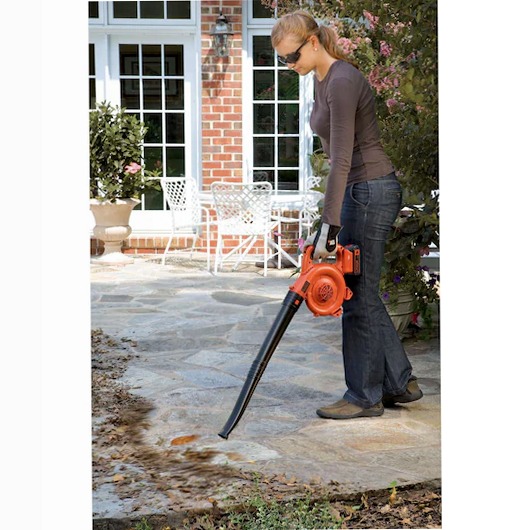 Soffiatore 18V Litio 2.0Ah - BLACK+DECKER