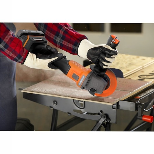 Smerigliatrice angolare BRUSHLESS 18V