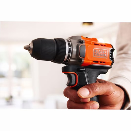 Trapano avvitatore BLACK+DECKER 18V