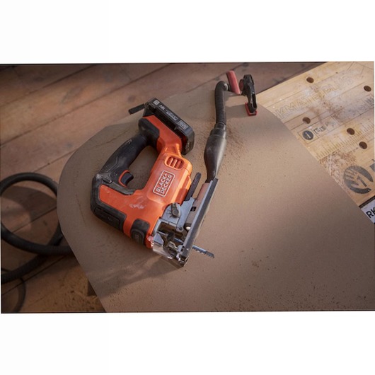 Seghetto Alternativo 18V Brushless - BLACK+DECKER