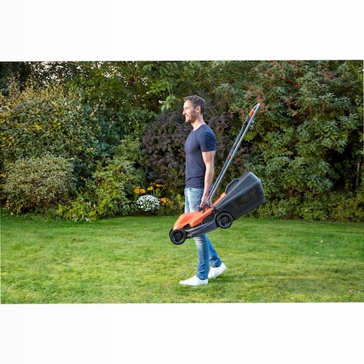 Rasaerba a filo 1200W 32cm | BLACK+DECKERBack ButtonSearch IconFilter Icon