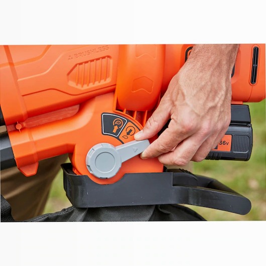 Soffiatore - Aspiratore - Trituratore a batteria 36V Brushless