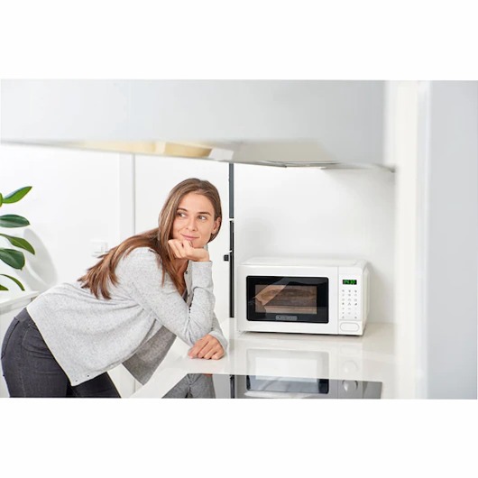 Forno a microonde 700W BLACK+DECKER BXMZ701E Nero 20