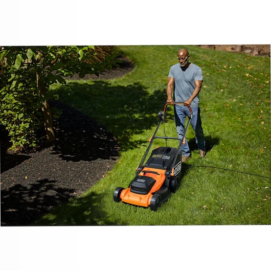 Rasaerba A Filo 40 cm 1800W - BLACK+DECKER