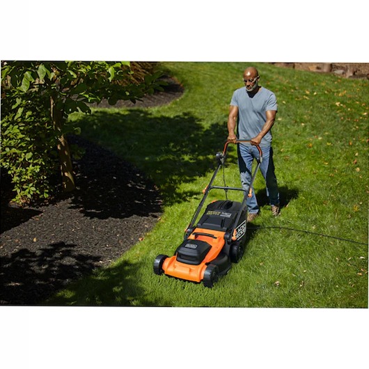 Rasaerba A Filo 40 cm 1800W - BLACK+DECKER
