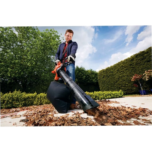Soffiatore/Aspiratore/Trituratore 3000W con Leaf Collection System