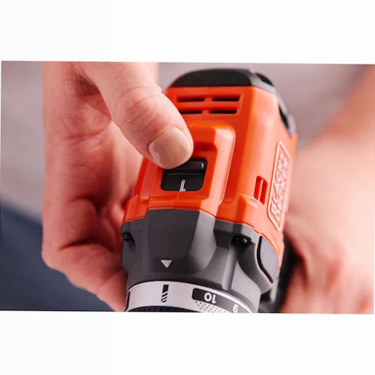 Trapano Avvitatore BRUSHLESS 18V BLACK+DECKER