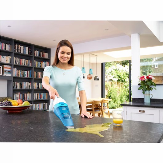 3.6V Wet and Dry Lithium-ion Dustbuster® Cordless Hand Vacuum + Accessories 3.6lt Nero