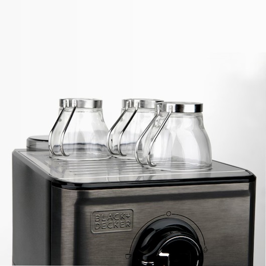 Macchina per caffè espresso BLACK+DECKER 15bar