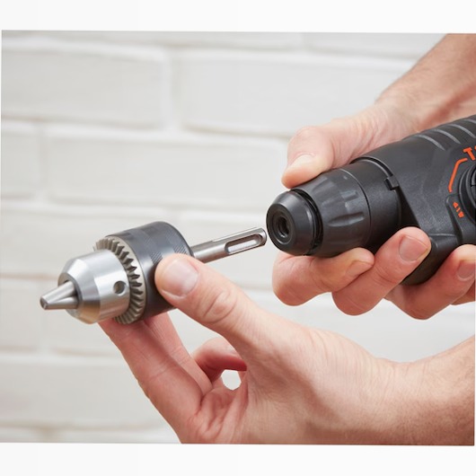 Martello tassellatore Black+Decker